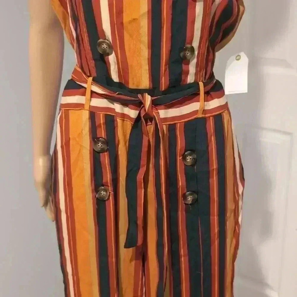 Coco and Jameson jumpsuit - Picture 8 of 11